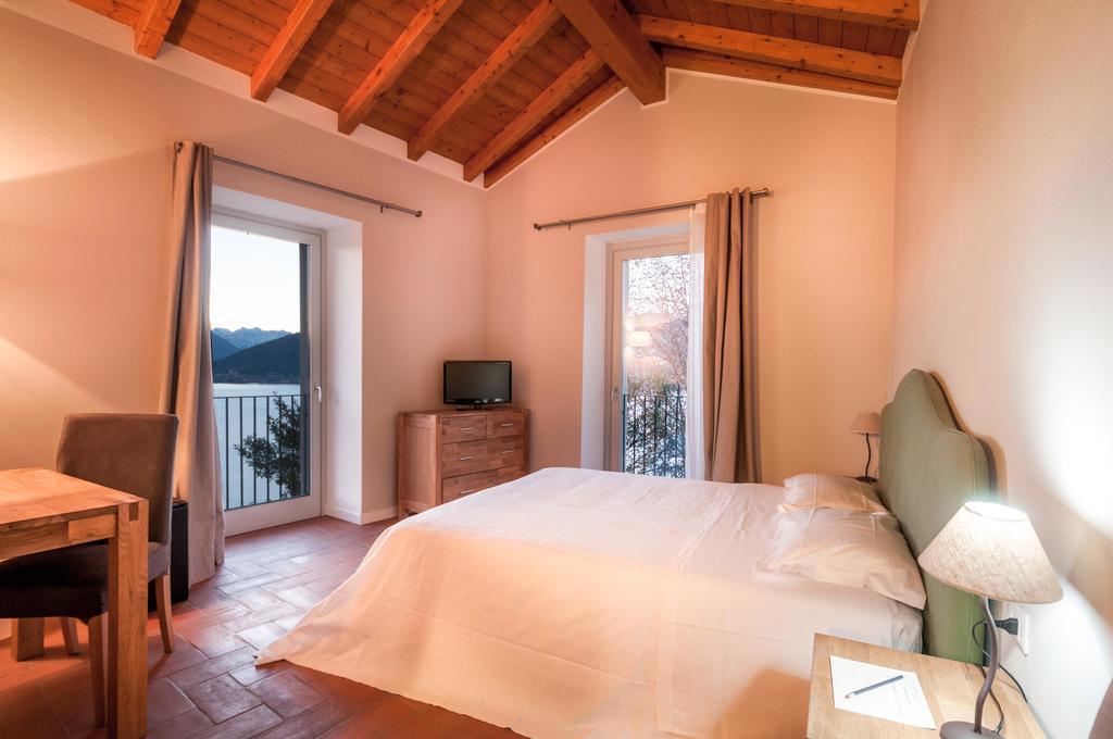 Locanda Pozzetto Laveno-Mombello Rum bild