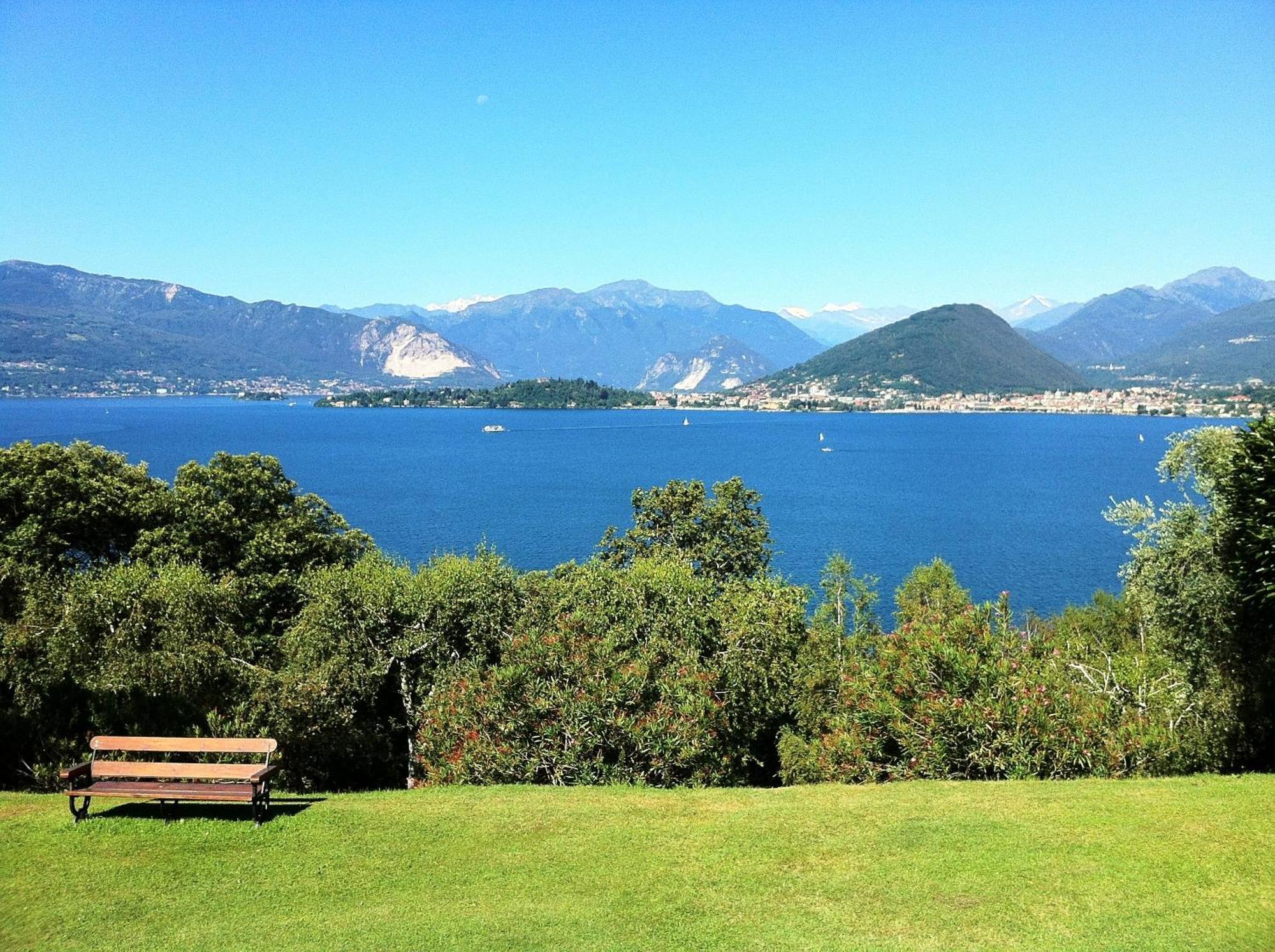 Locanda Pozzetto Laveno-Mombello Exteriör bild