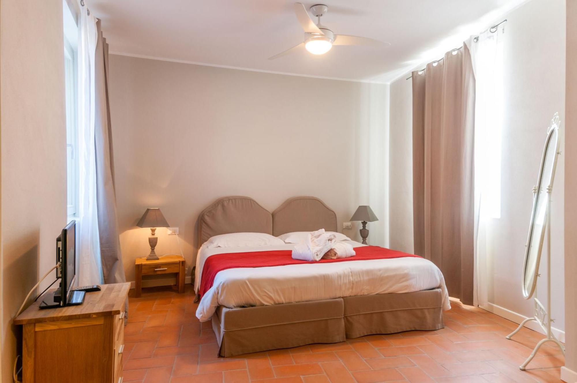 Locanda Pozzetto Laveno-Mombello Rum bild