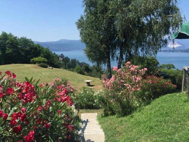 Locanda Pozzetto Laveno-Mombello Exteriör bild
