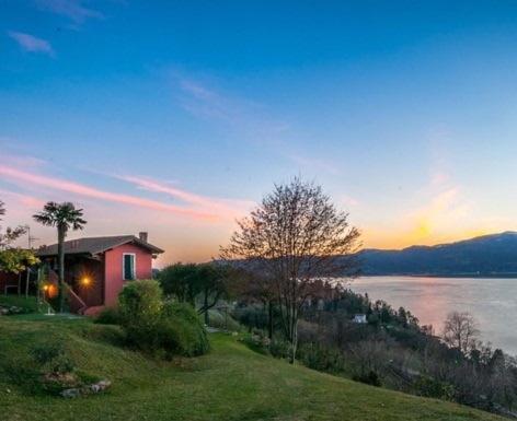 Locanda Pozzetto Laveno-Mombello Exteriör bild